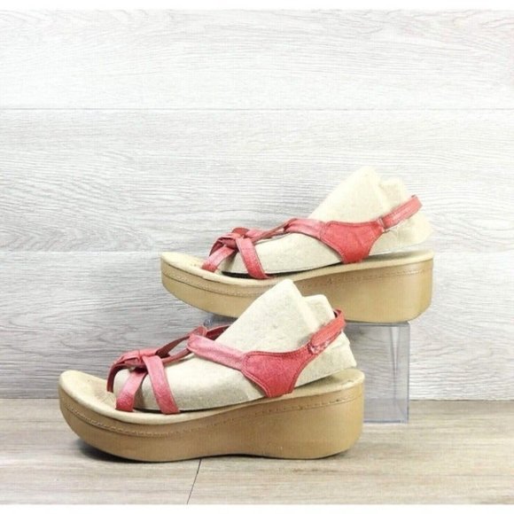 Vintage Women 2.25" Platform Sandal Red Strappy 70's Boho Hippie Style Sandals - Picture 5 of 10
